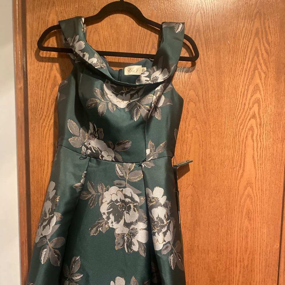Eliza J dress SIZE 4 - Picture 2 of 4